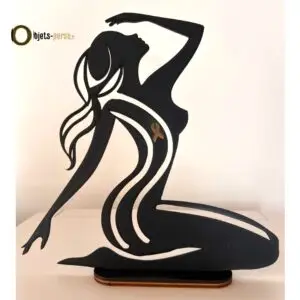 Silhouette de Femme en Bois Noir - 224x237 mm - Personnalisable